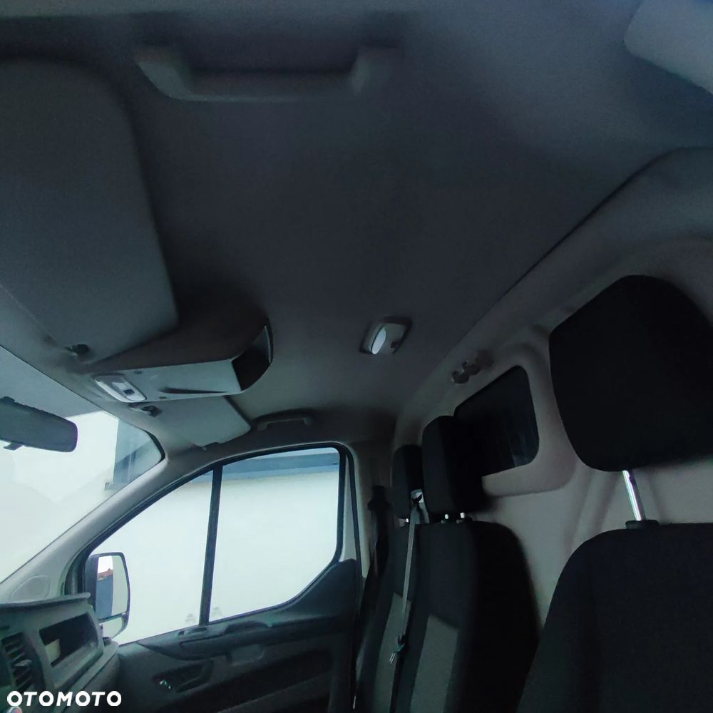 Ford Transit Custom - 14
