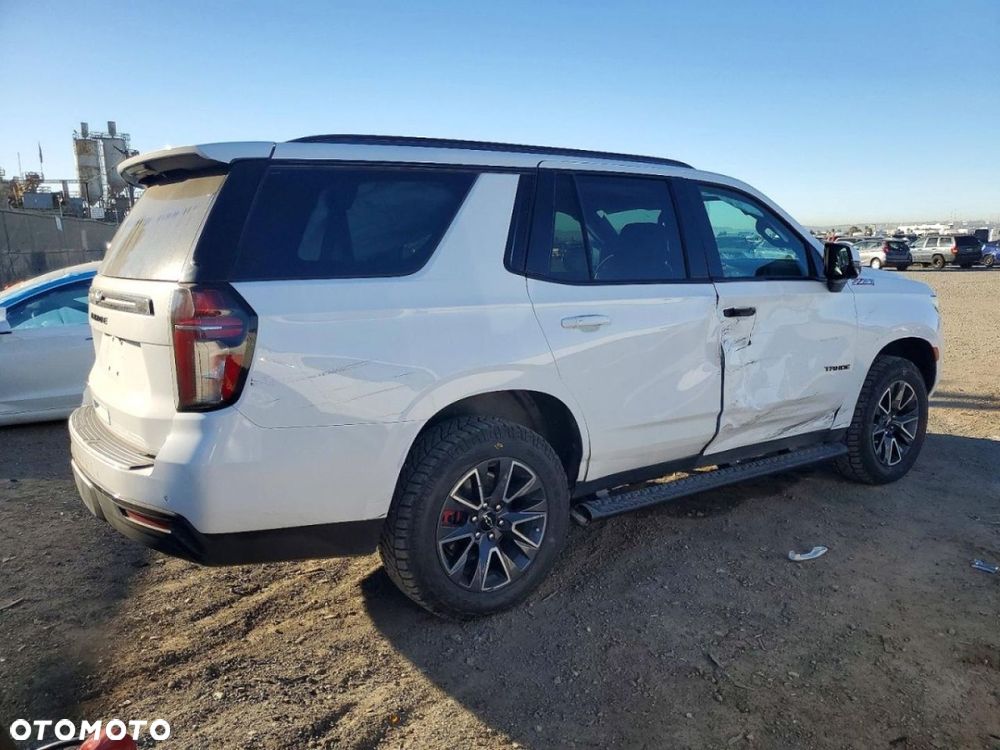 Chevrolet Tahoe - 3
