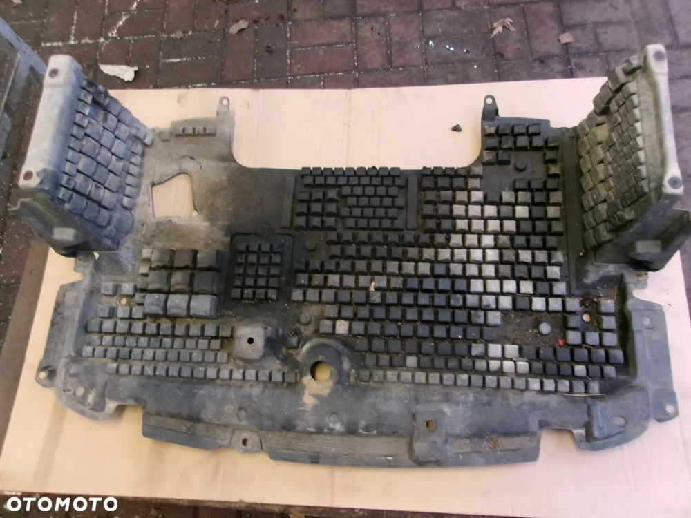OSŁONA POD SILNIK TOYOTA YARIS II - 1
