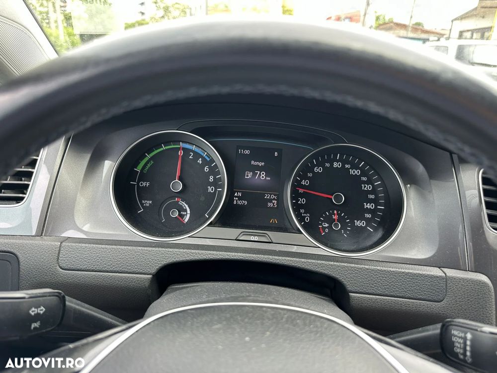 Volkswagen Golf e-Golf - 22