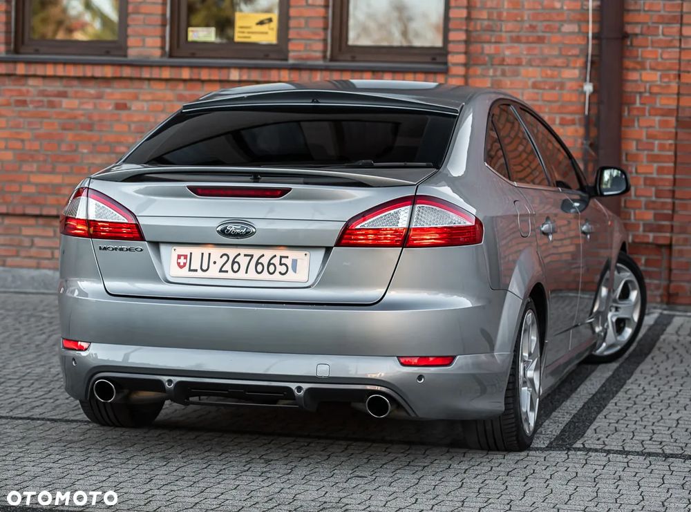 Ford Mondeo 2.5 Black Magic - 12
