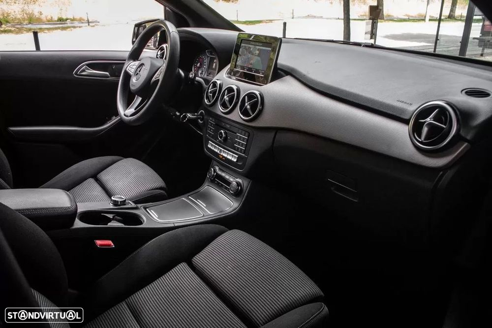Mercedes-Benz B 250 - 26