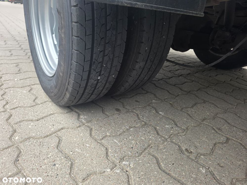 Iveco 35C16 Kontener z Winda 8ep Silnik 3L Bliźniaki 50C18 50C16 - 14
