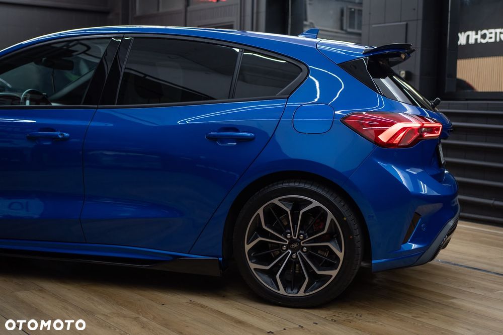 Ford Focus - 28