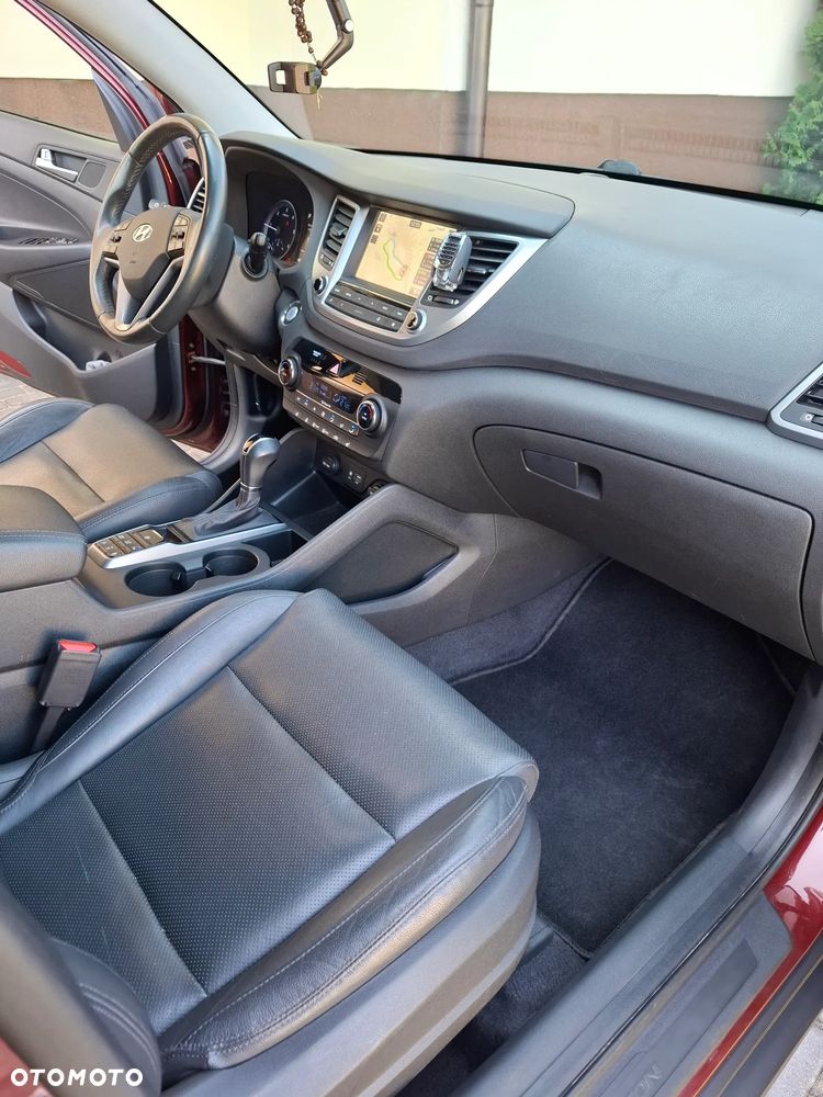 Hyundai Tucson 2.0 CRDI 4WD Automatik Premium - 12