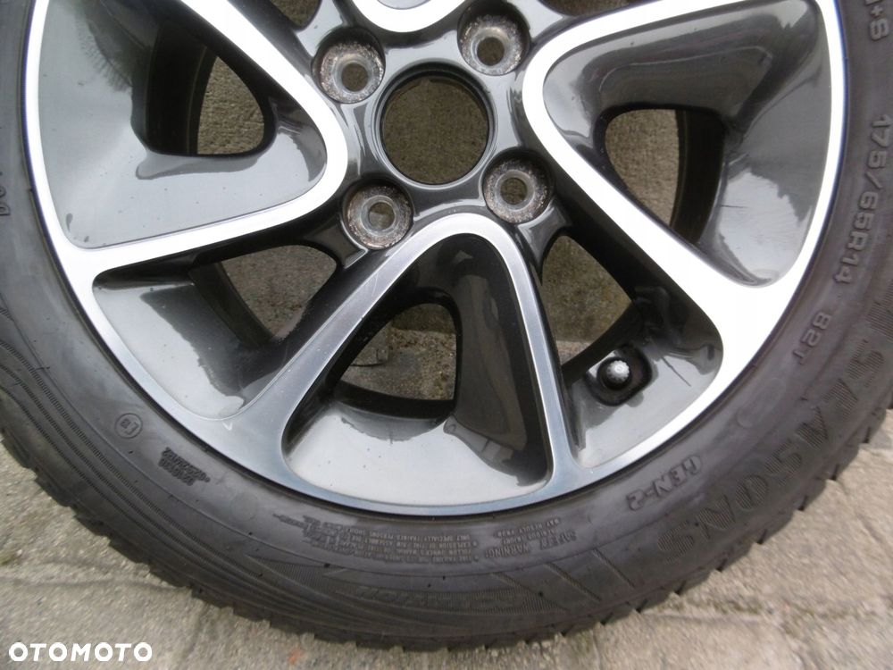 hyundai i10 5.5jx14 et47 4x100 - felga oryginał - 3