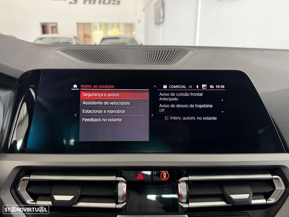 BMW 330 e Pack M Auto - 25