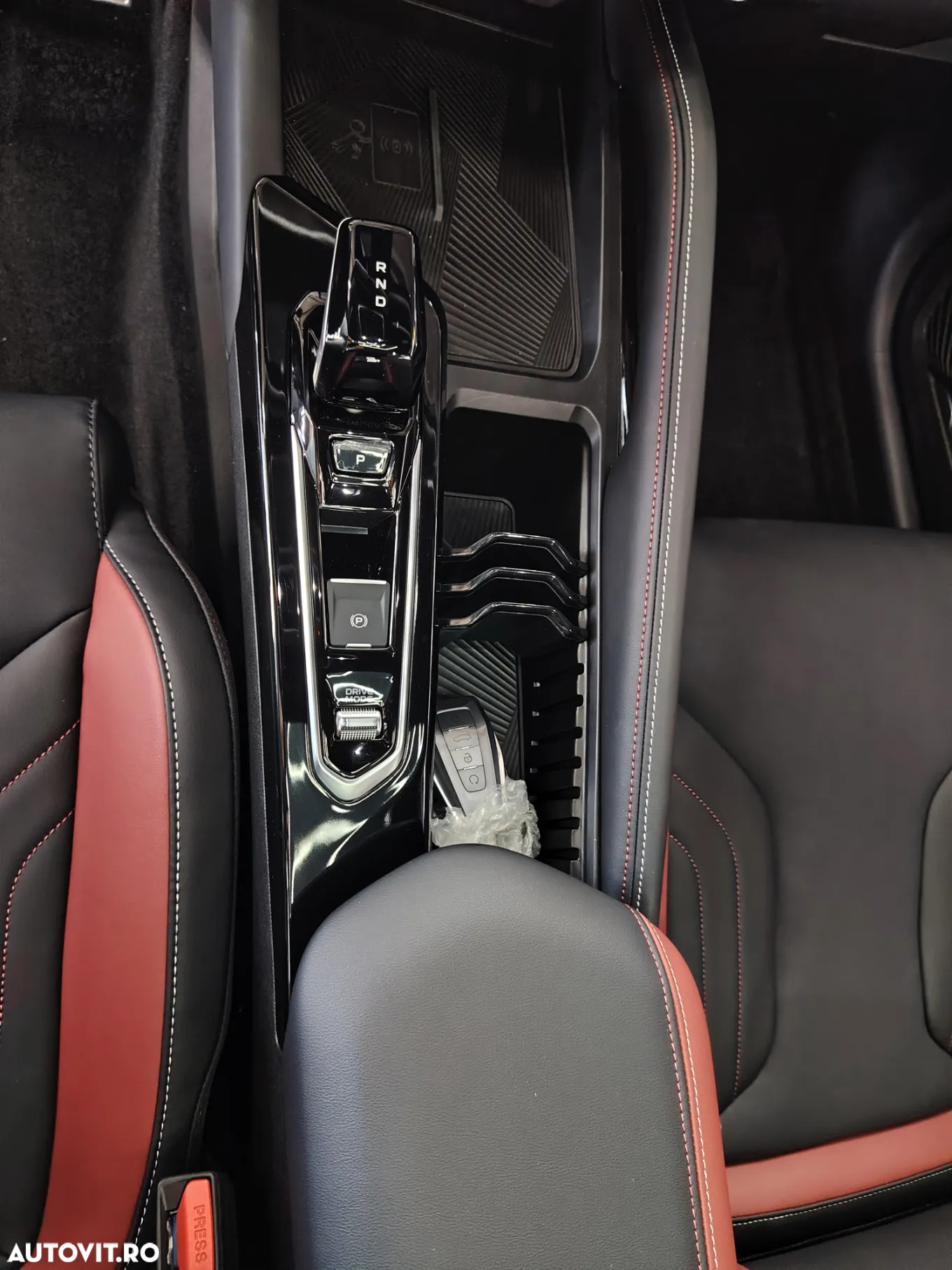 Geely Coolray 1.5 7DCT GF+ - 13