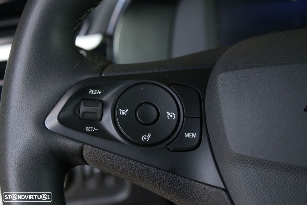 Opel Corsa 1.2 T GS - 32