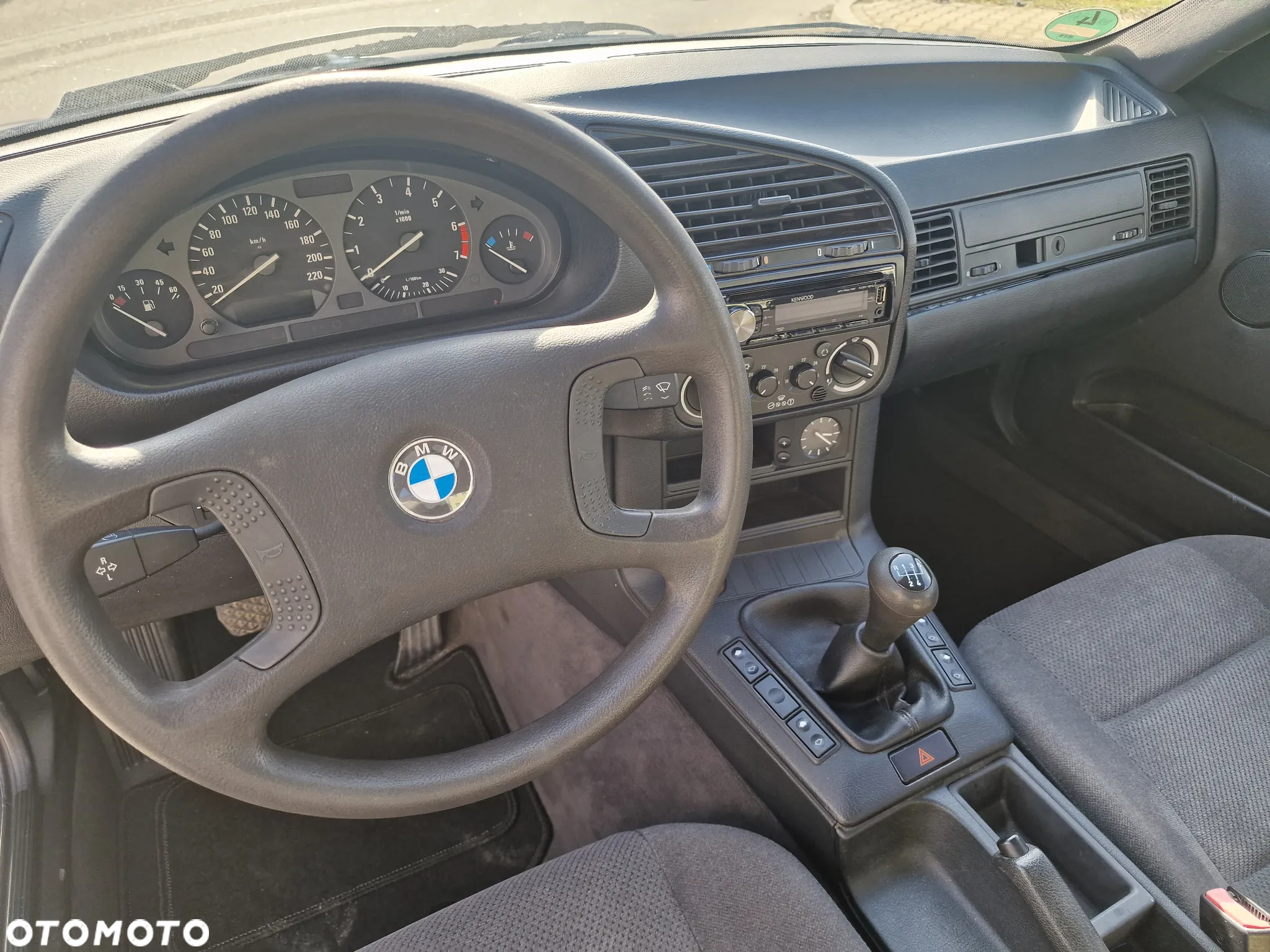 BMW Seria 3 318i - 6