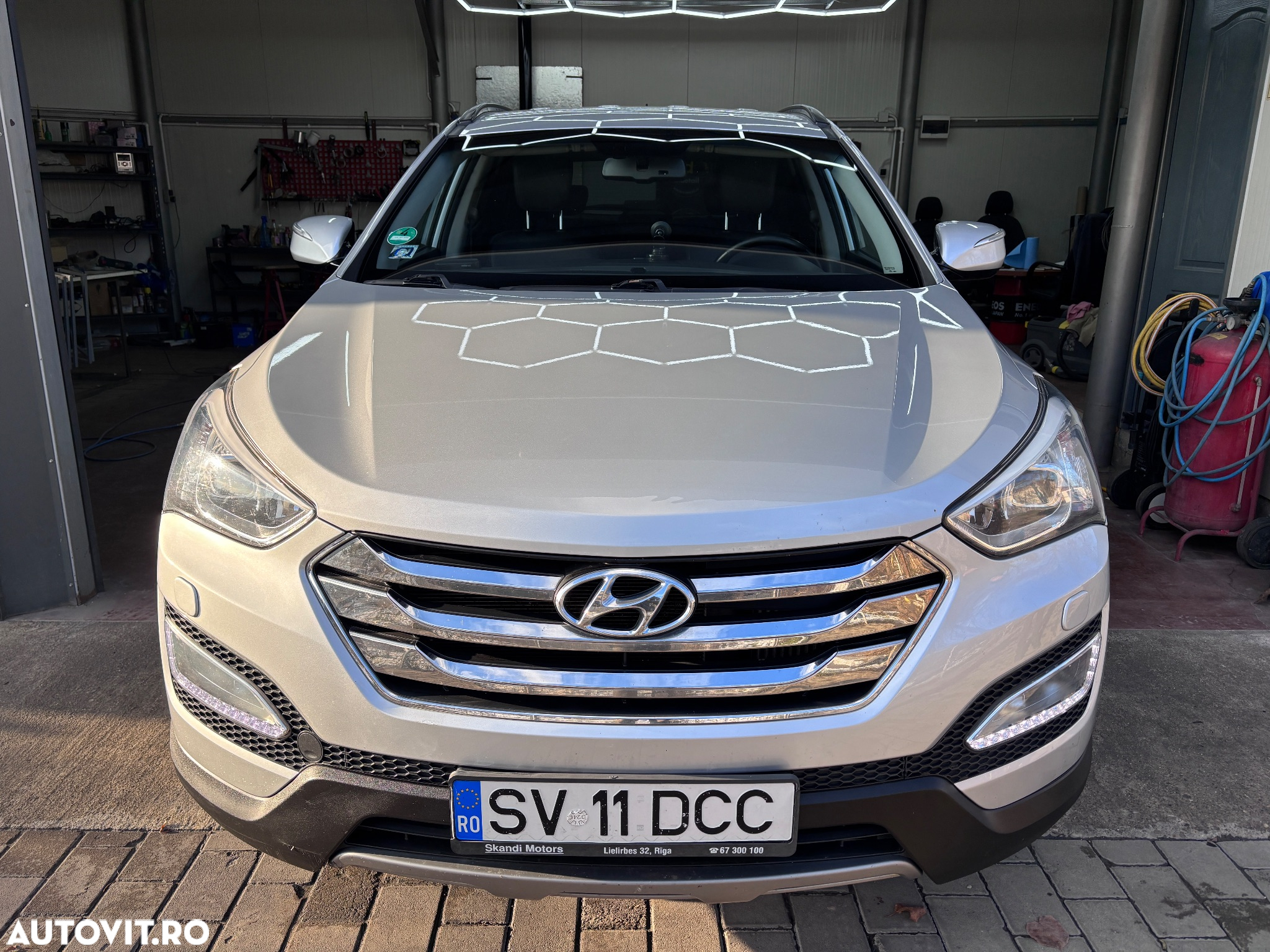 Hyundai Santa Fe - 2