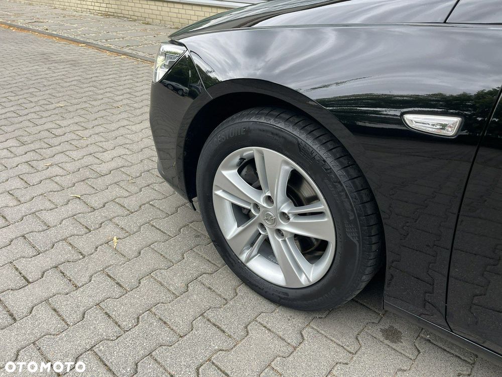 Opel Insignia - 15