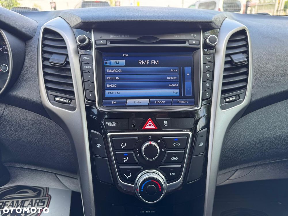 Hyundai i30 - 24
