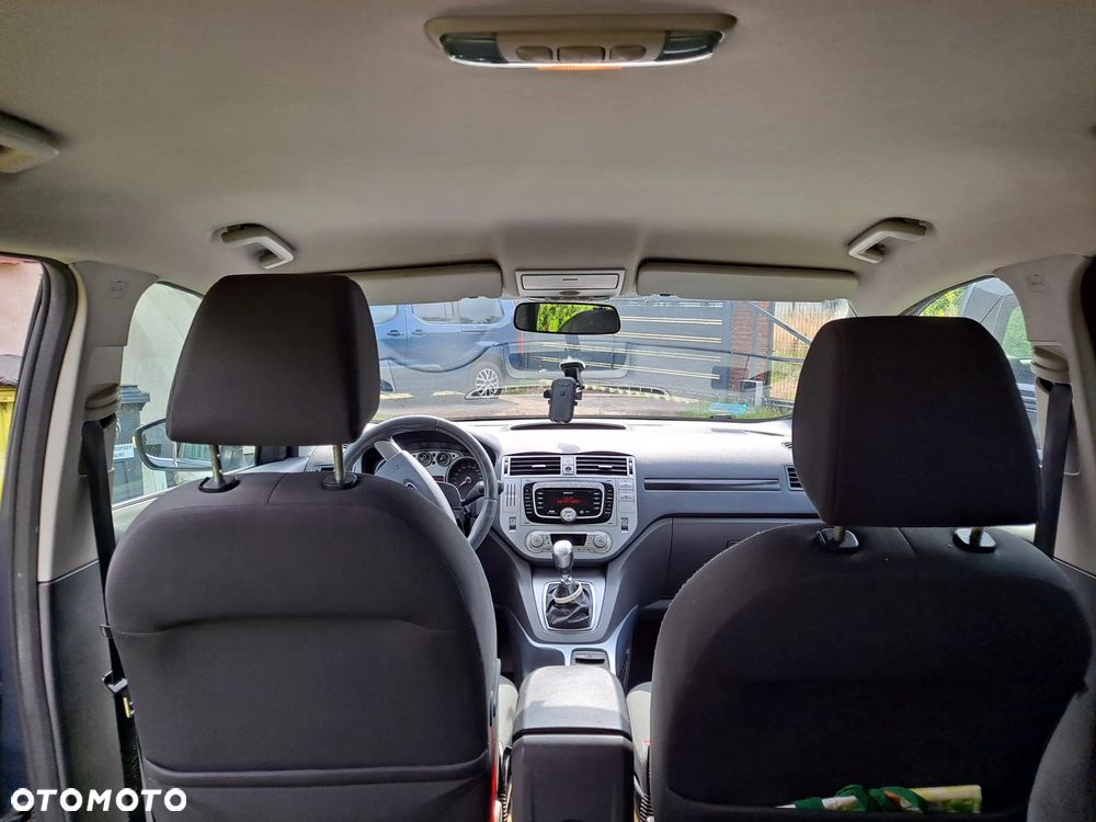 Ford Kuga 2.0 TDCi 2x4 Trend - 7