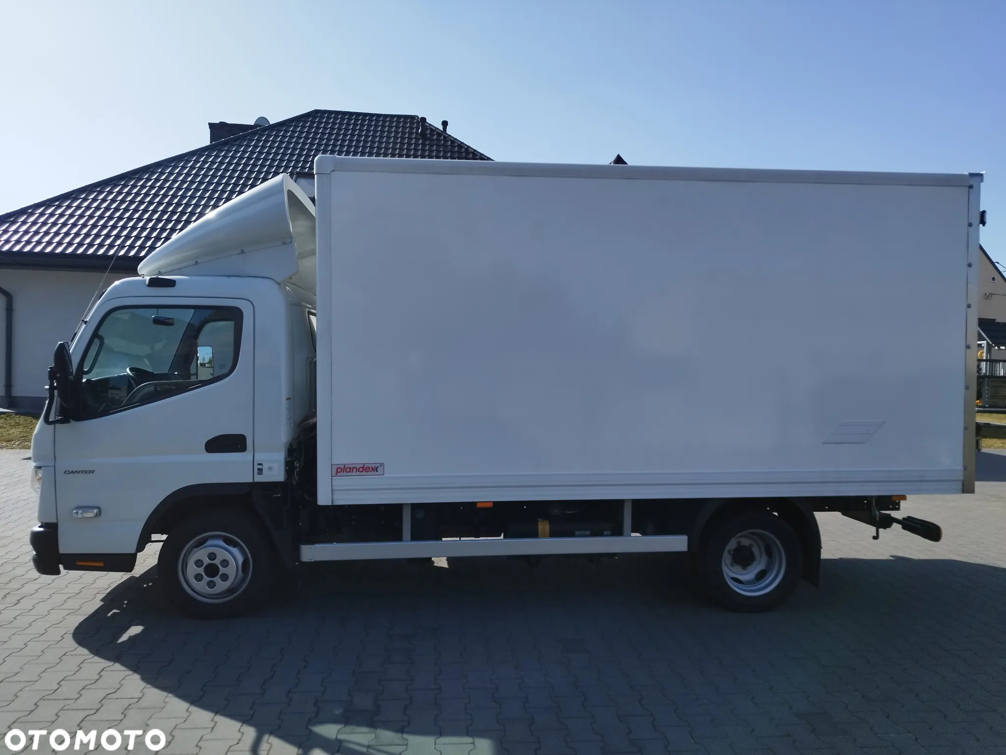 Mitsubishi Fuso Canter - 3