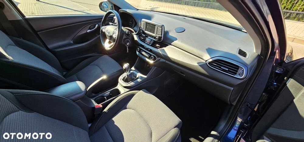 Hyundai i30 1.4 Passion - 31