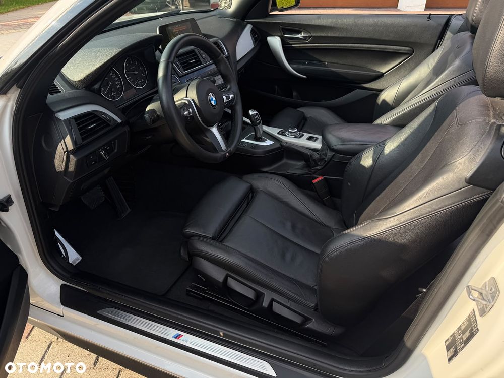 BMW Seria 2 218d M Sport - 10