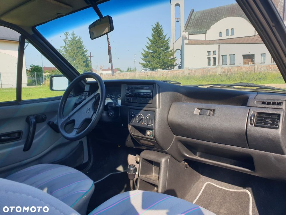 Volkswagen Polo - 6