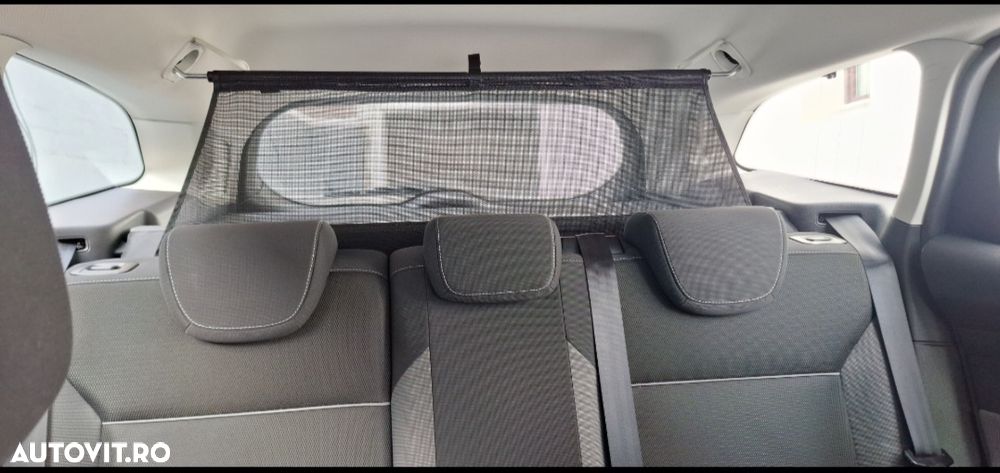 Ford Focus - 17
