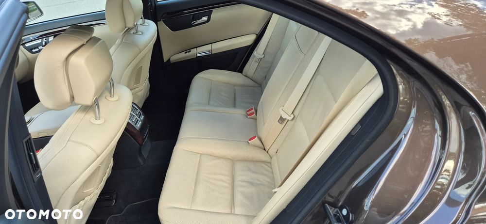 Mercedes-Benz Klasa S 500 BlueEFFICIENCY 4-Matic - 12