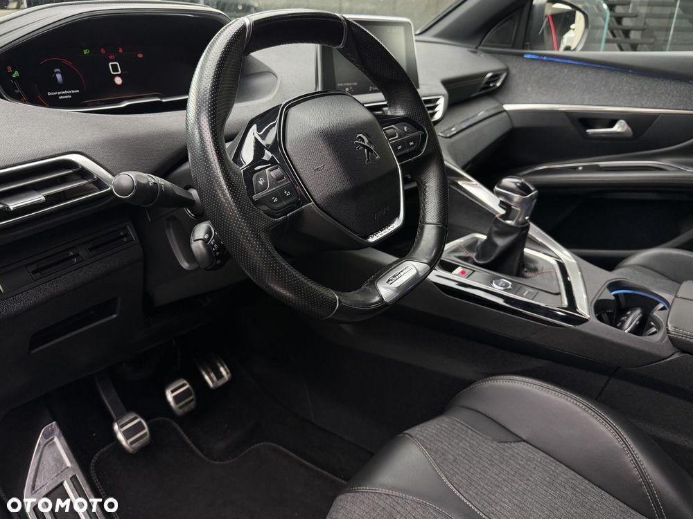 Peugeot 3008 1.2 PureTech GT S&S - 10