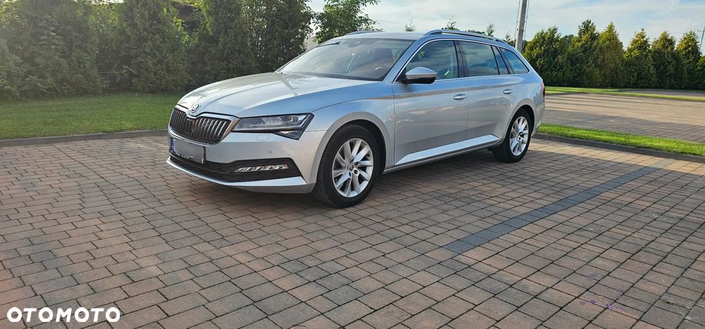 Skoda Superb 2.0 TDI SCR Ambition - 4