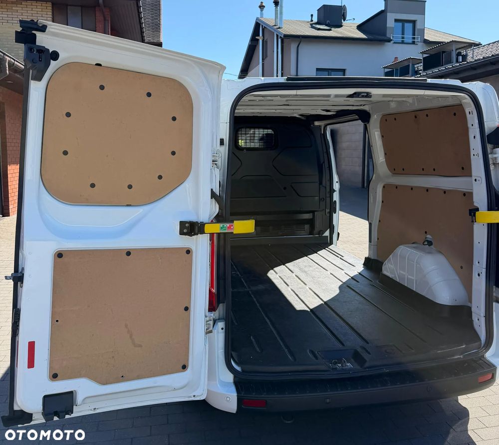 Ford TRANSIT CUSTOM - 10