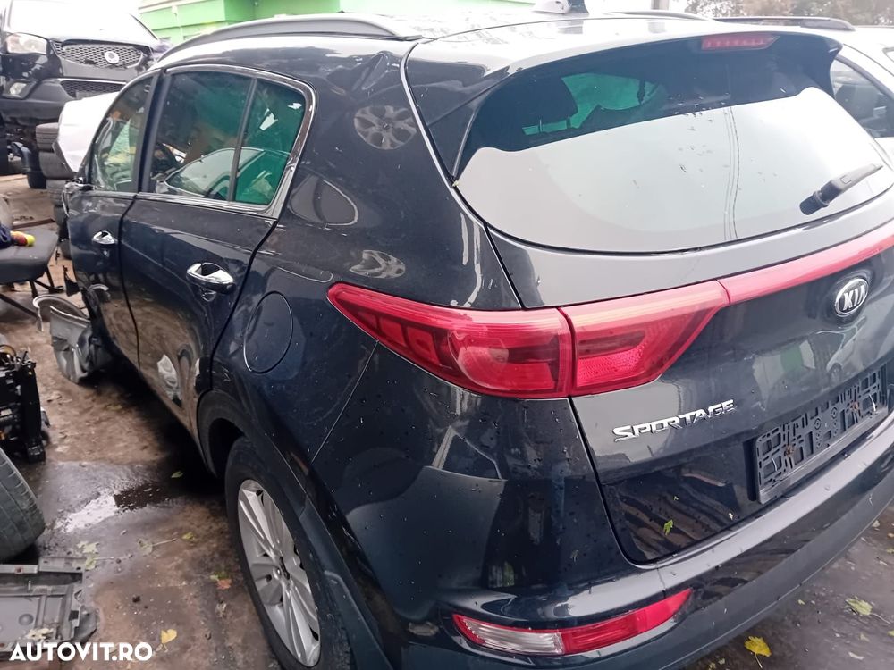 Stop stanga 92405-F10 Kia Sportage 4 [2016 - 2020] 1.7 crdi D4FD - 6