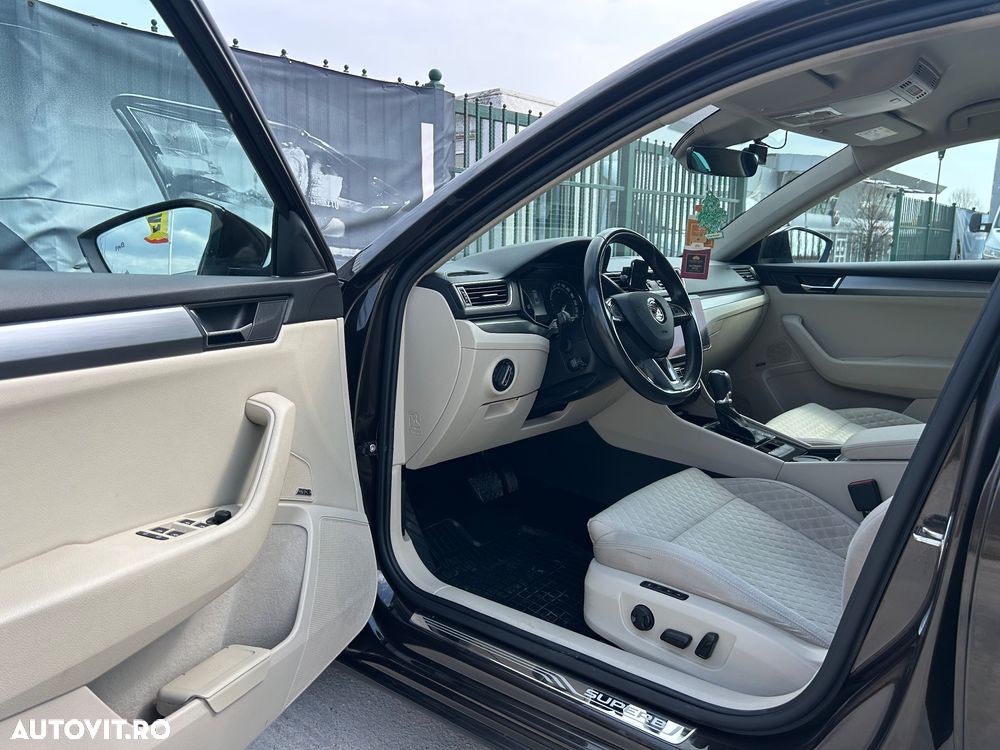 Skoda Superb 2.0 TDI 4X4 DSG Sportline - 21