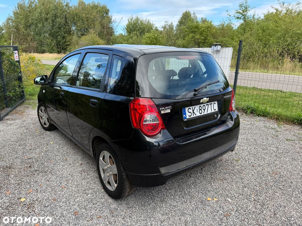 Chevrolet Aveo 1.2 16V LS - 2