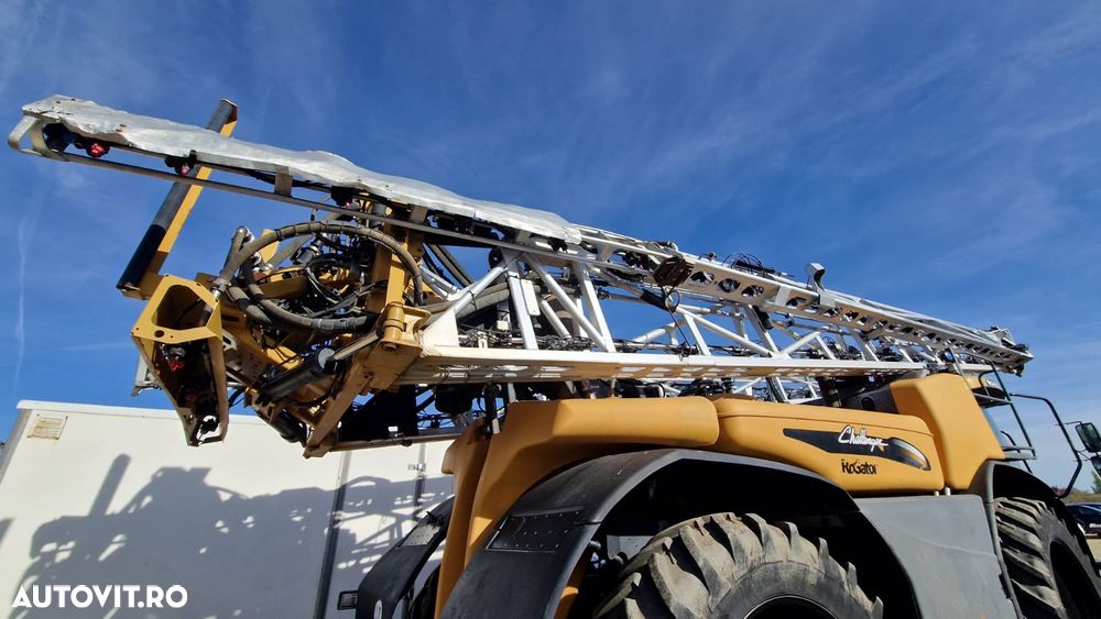 Challenger ROGATOR 635 SPRAYER - 18