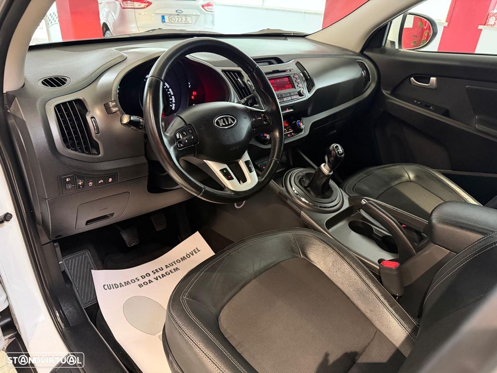 Kia Sportage 1.7 CRDI ISG More Edition - 5