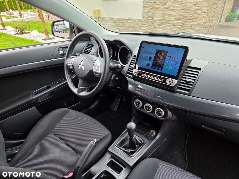 Mitsubishi Lancer - 7