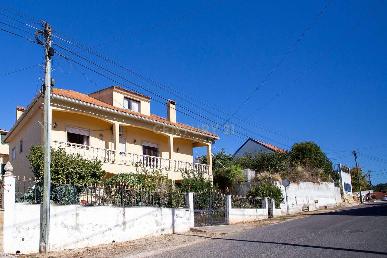 Moradia em Alenquer (Olhalvo) com Vista Espetacular - Grande imagem: 2/36