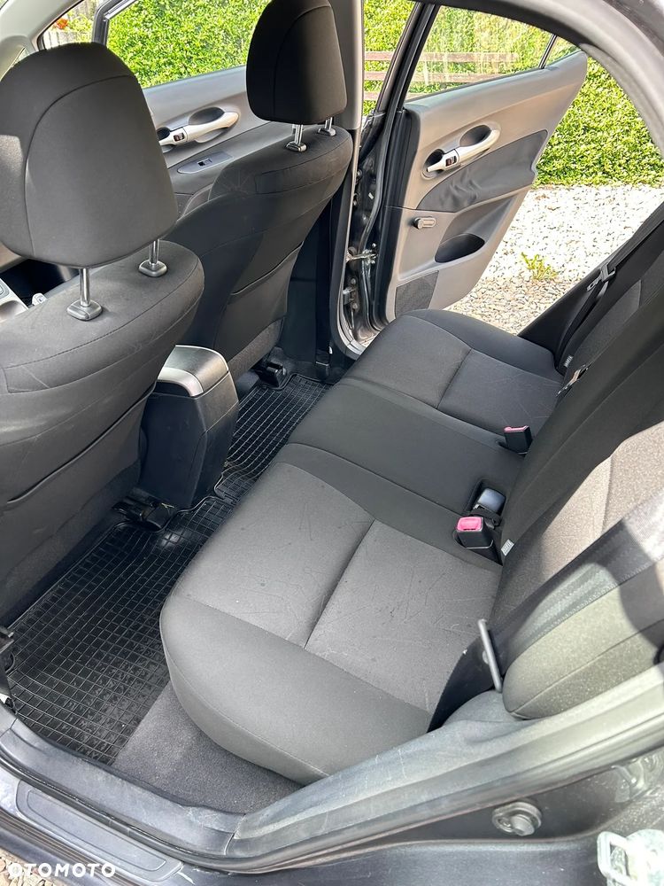 Toyota Auris 1.4 VVT-i Terra - 8