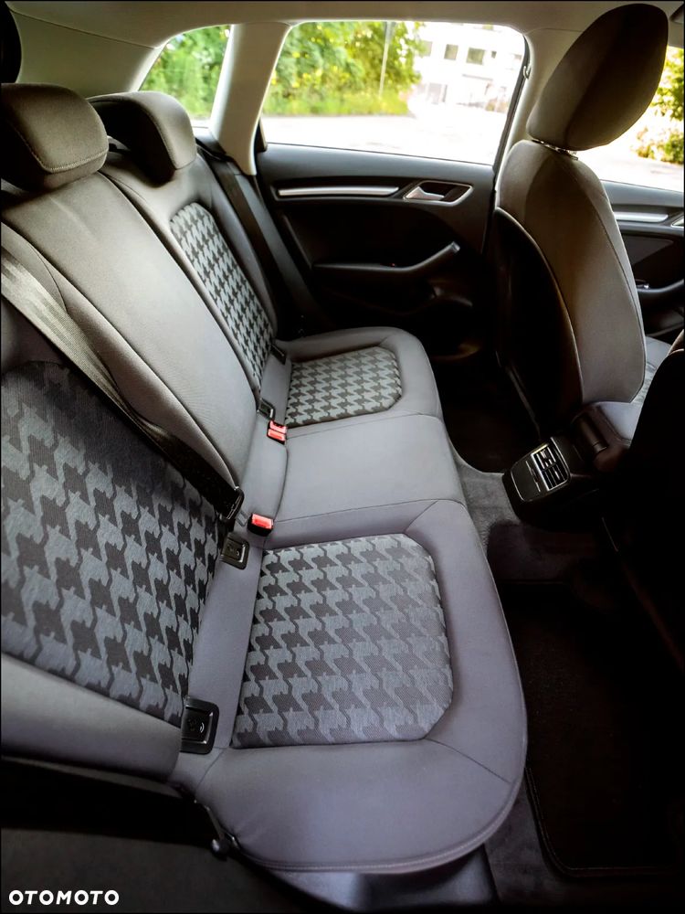 Audi A3 Sportback - 31
