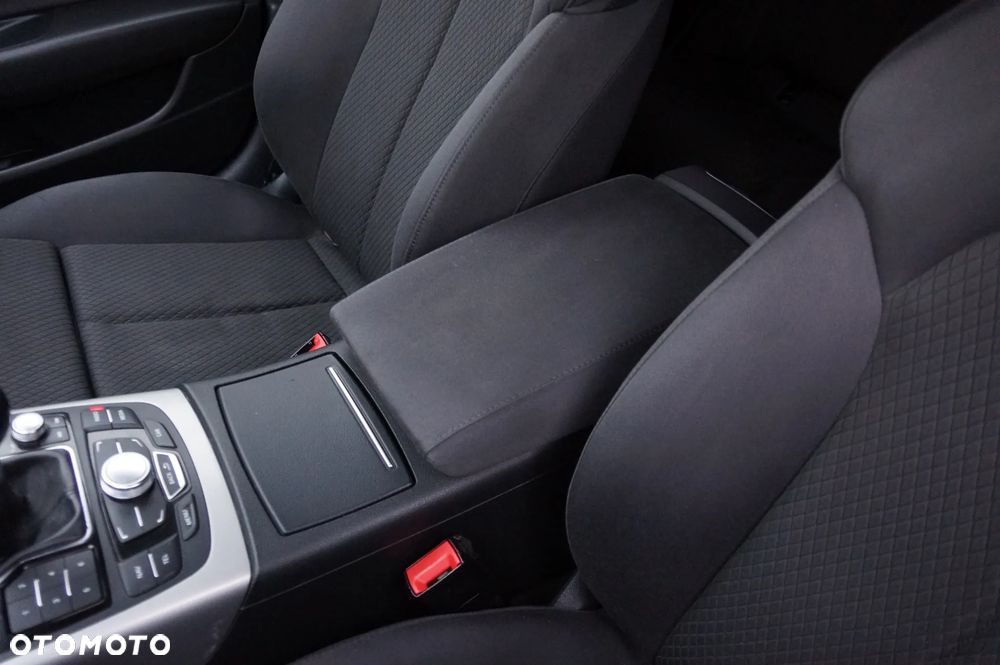 Audi A6 Avant - 22