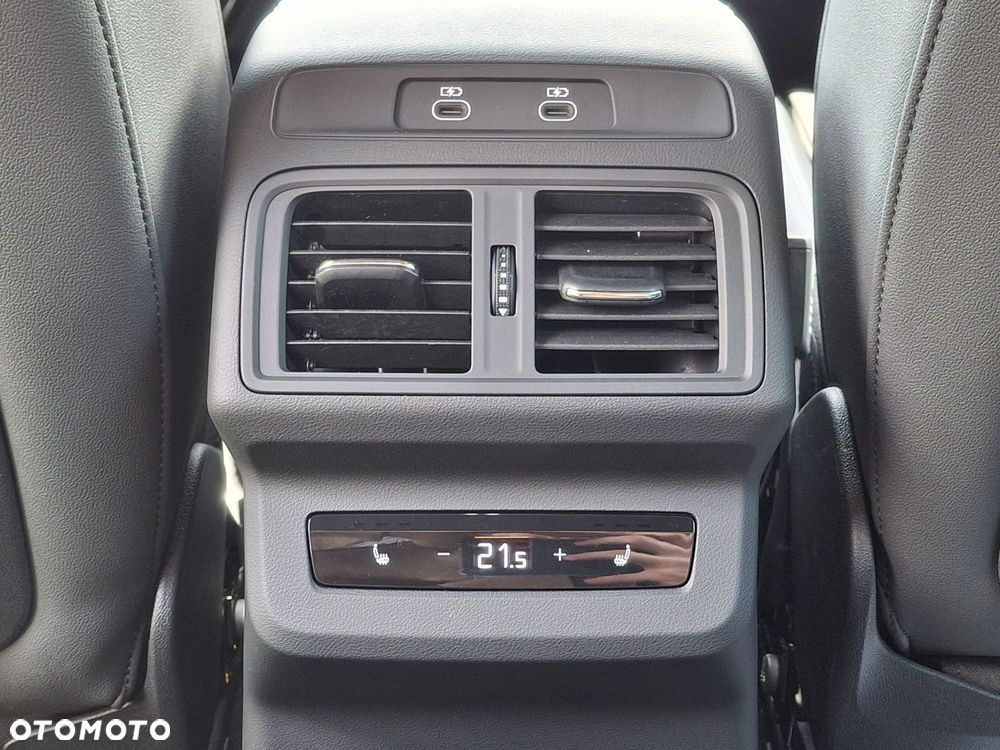 Audi Q5 Sportback - 30