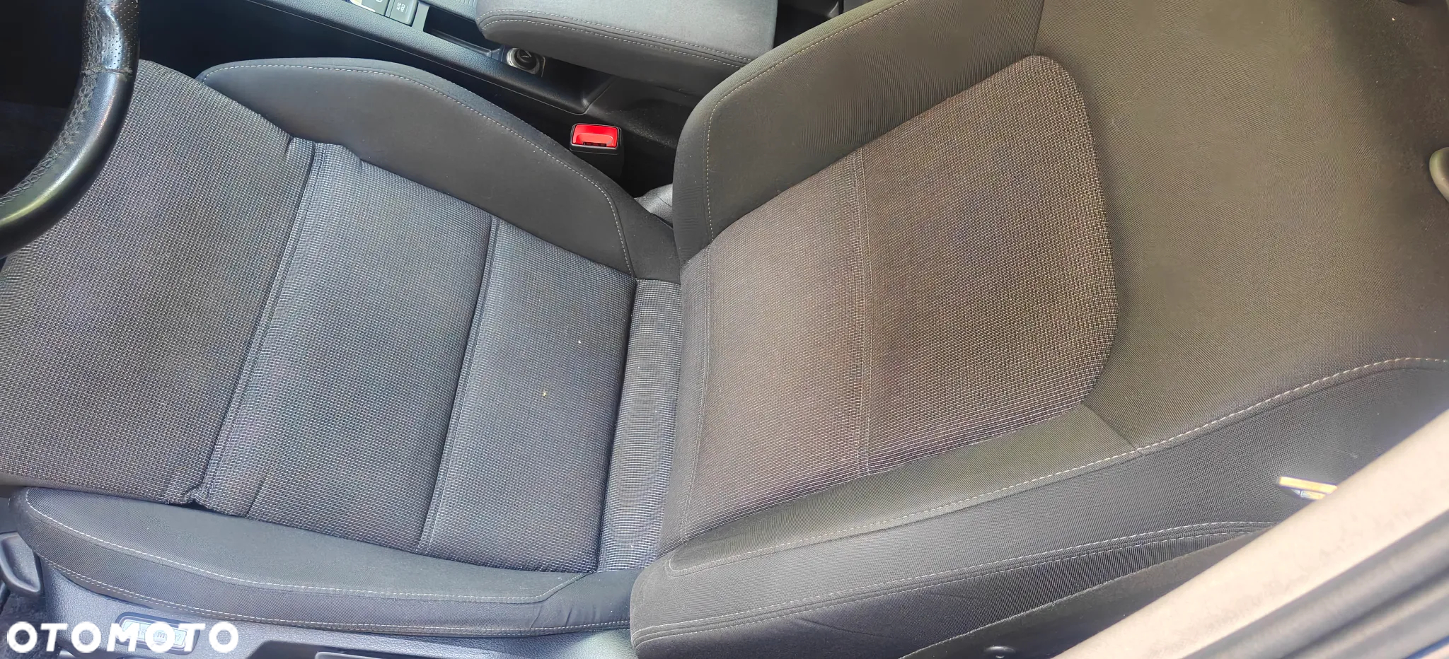Volkswagen Passat 1.6 TDI BMT Comfortline - 31