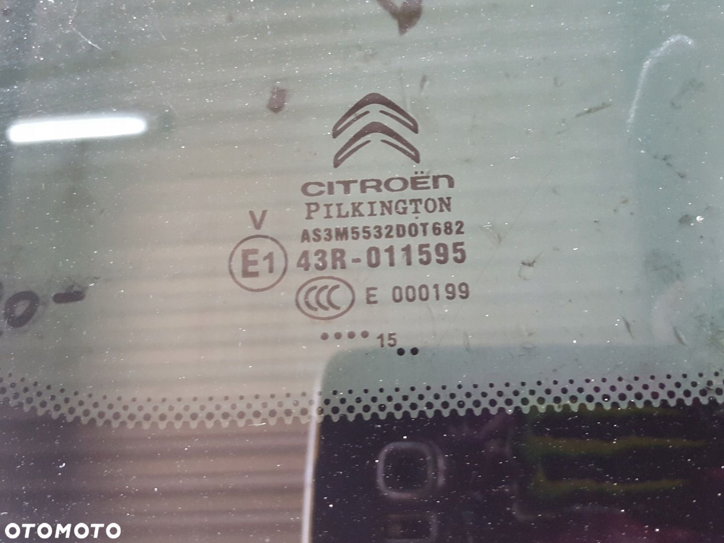 CITROEN C4 CACTUS 15r SZYBA DRZWI LEWA TYŁ TYLNA - 2