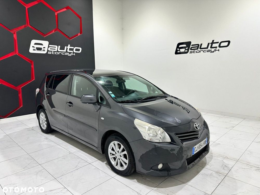 Toyota Verso - 1