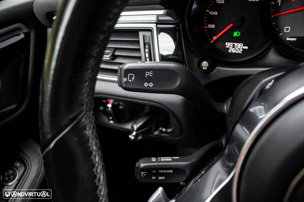Porsche Macan S - 17