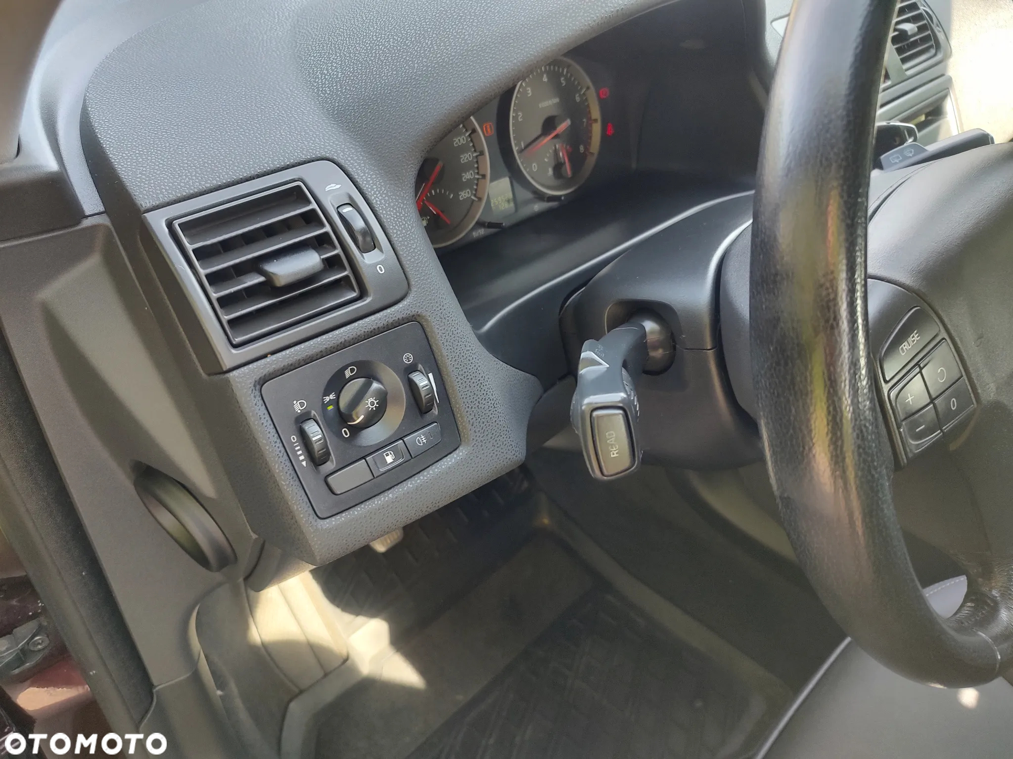 Volvo V50 2.4 Summum - 17