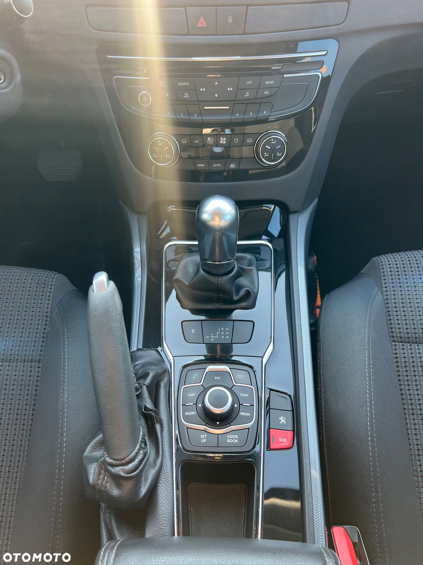 Peugeot 508 1.6 e-HDi Active S&S - 12