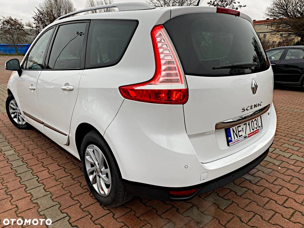 Renault Scenic - 8