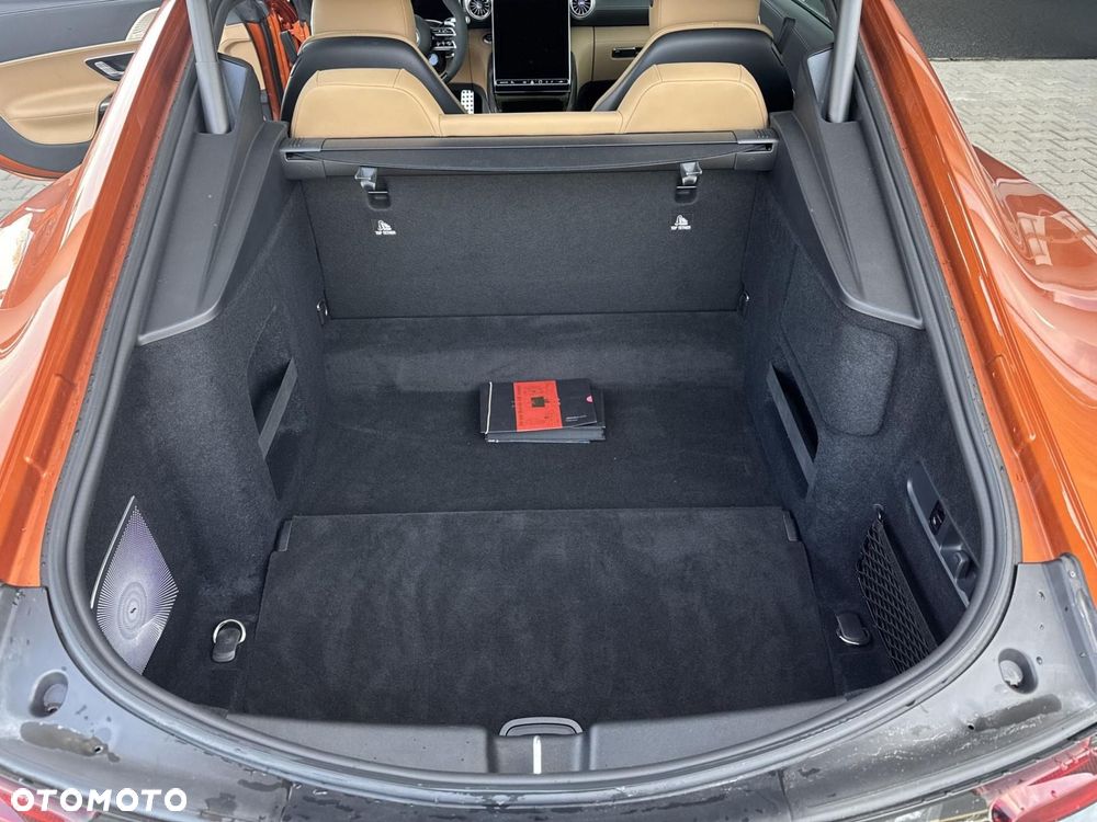 Mercedes-Benz AMG GT 55 4MATIC+ - 16