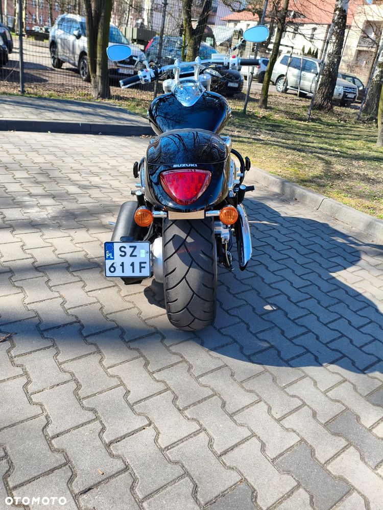 Suzuki Intruder - 5