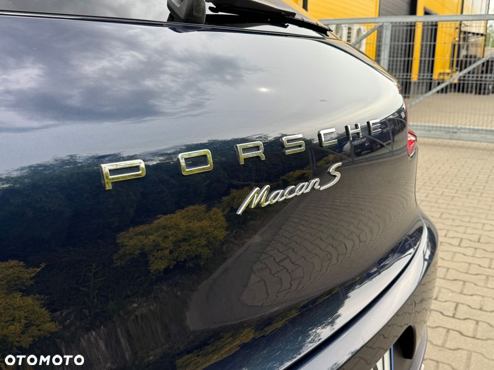 Porsche Macan S - 23