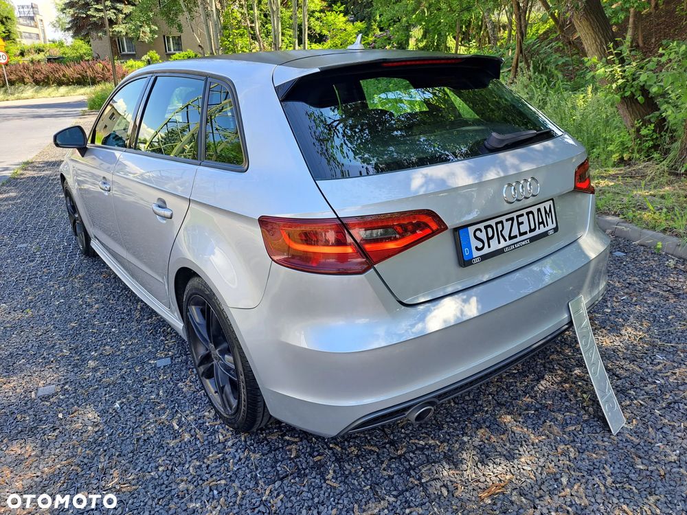 Audi A3 Sportback 1.6 TDI DPF S line Sportpaket - 26