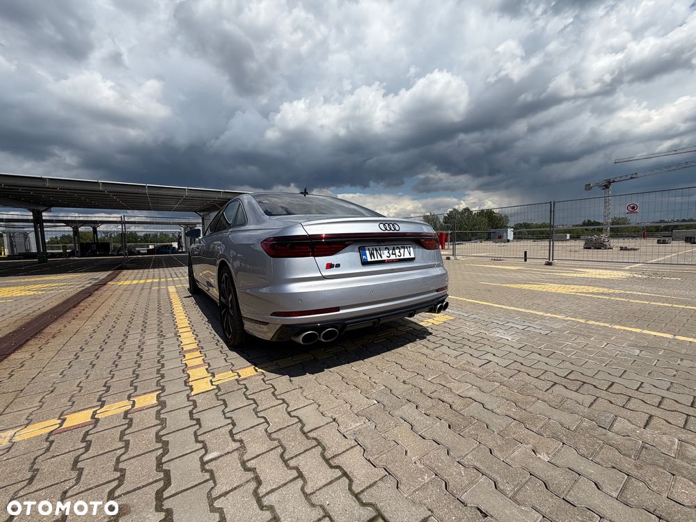 Audi S8 TFSI quattro tiptronic - 3
